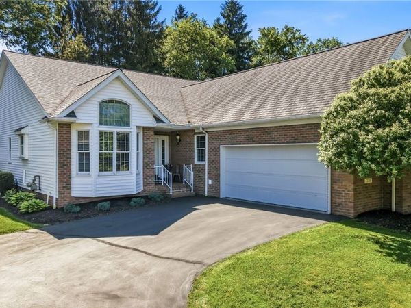 220 Blue Winged, Warren, OH 44484