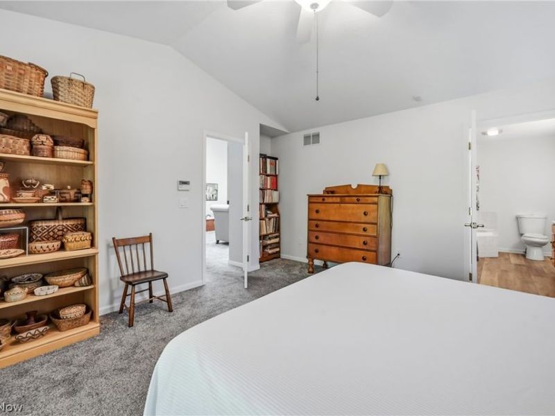 220 Blue Winged, Warren, OH 44484 Photo 16