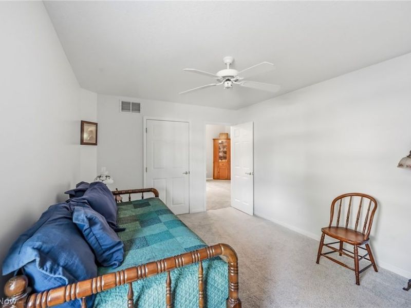 220 Blue Winged, Warren, OH 44484 Photo 18