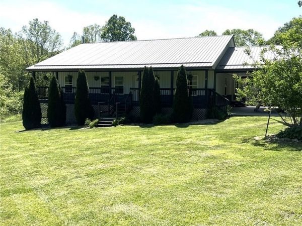 42491 Quail Hollow Court , Albany, OH 45710
