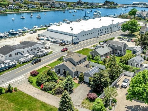 251 Scranton Ave, Falmouth, MA 02540