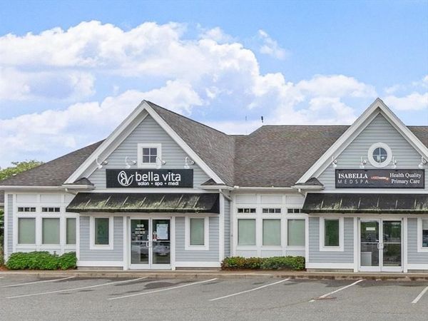 1019 Osgood Street, Unit 1019, North Andover, MA 01845