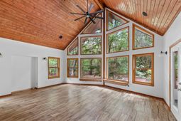 2495 Edenforest Road photo 4