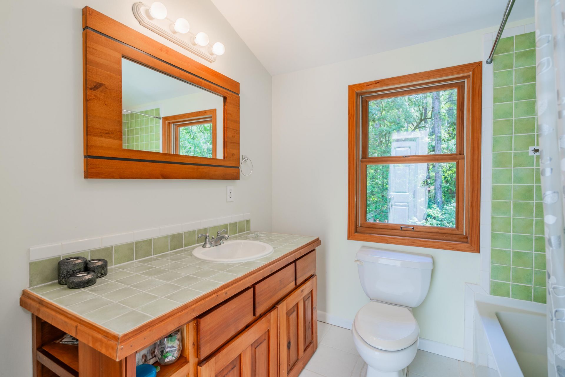 2495 Edenforest Road Photo 21