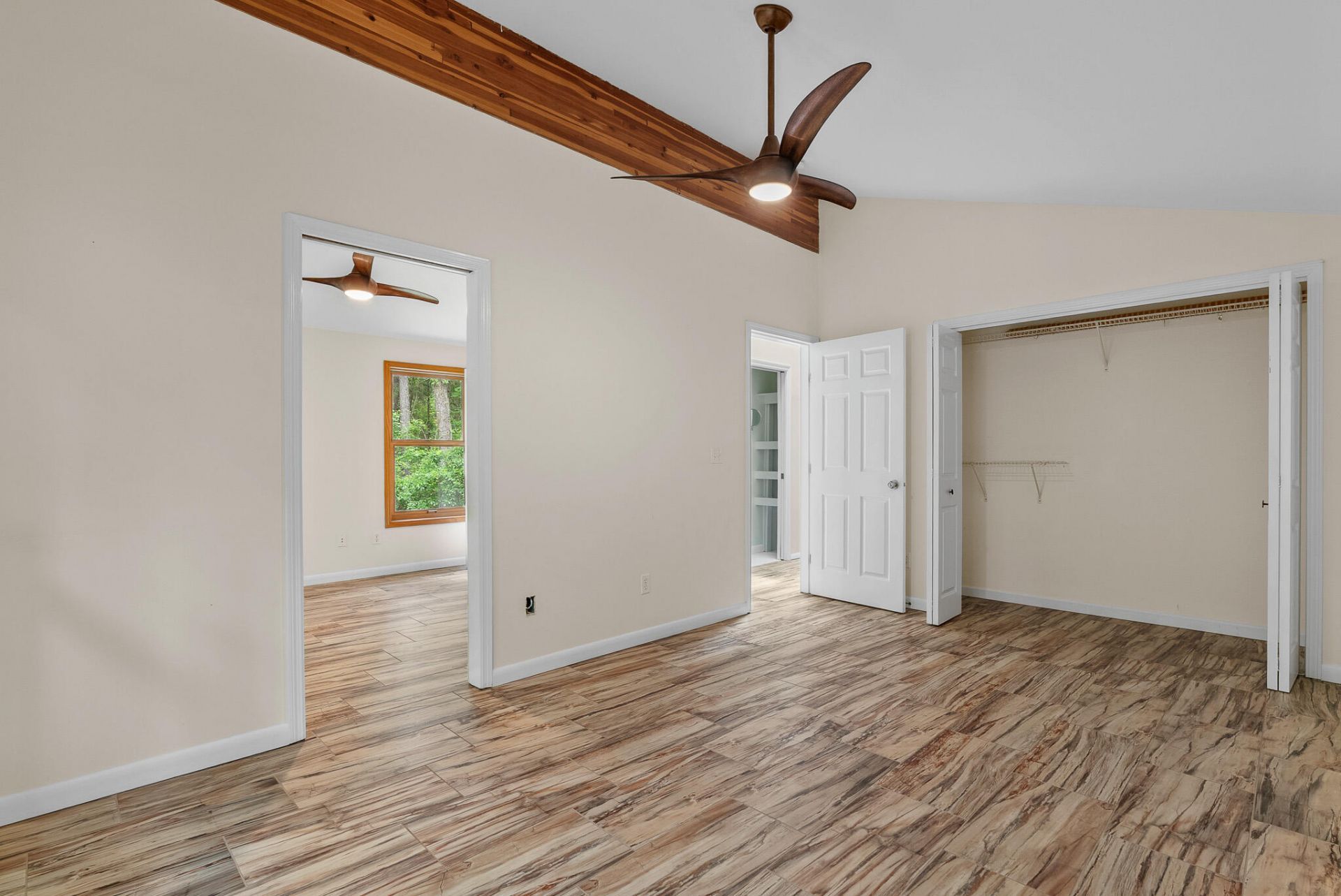 2495 Edenforest Road Photo 25