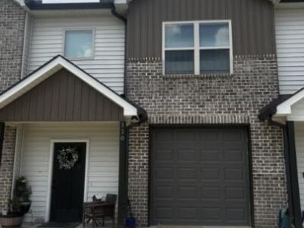 110 Stone Court Way, Lenoir City, TN 37771
