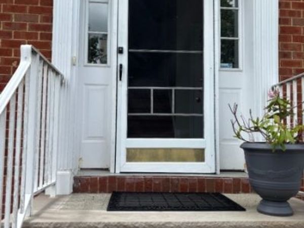 15 Washington Ct, Montville, NJ 07082