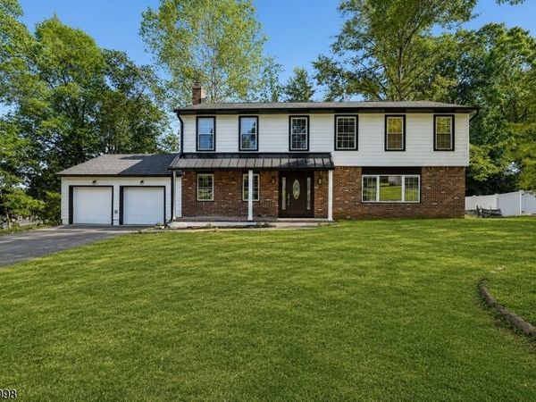 14 Witkowski Way, Wayne, NJ 07470
