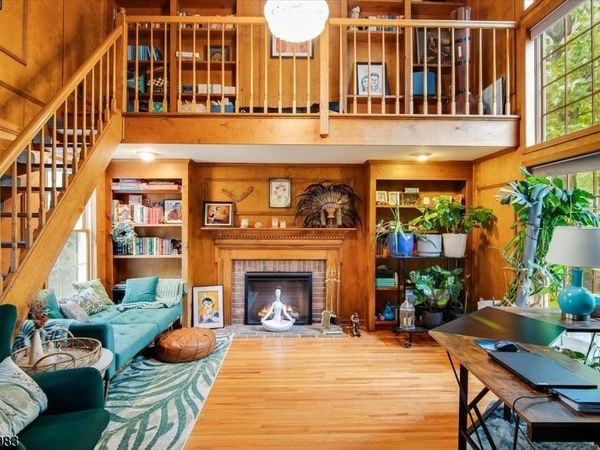 58 Musiker Ave, Randolph, NJ 07869