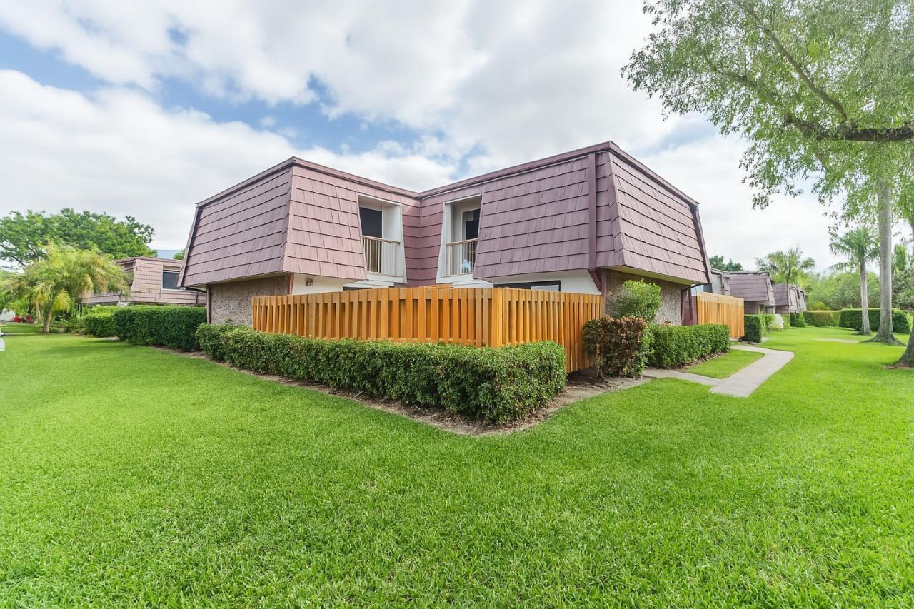 7575 W Courtyard Run Run W, Boca Raton, FL 33433 Photo