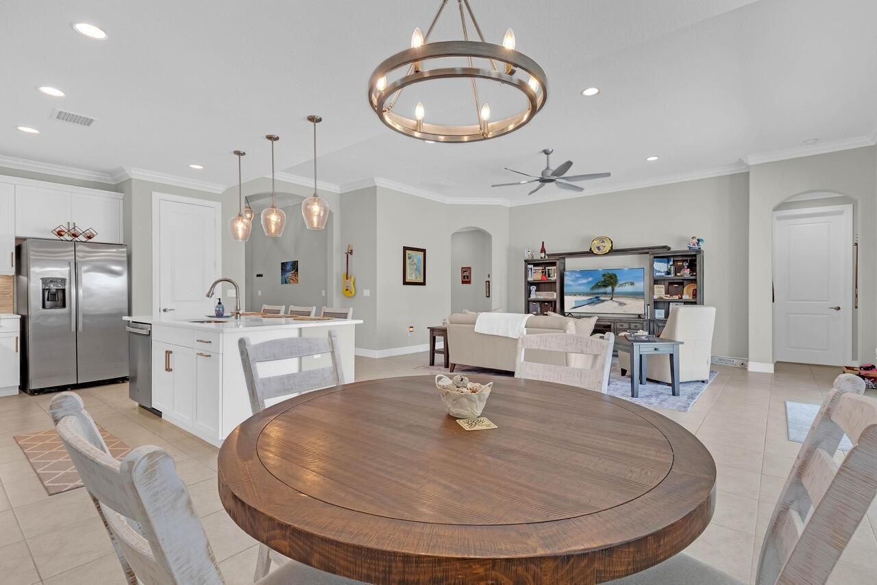 7203 33rd Square, Vero Beach, FL 32967 Photo