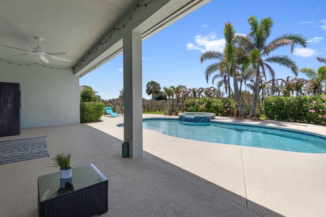7203 33rd Square, Vero Beach, FL 32967 Photo