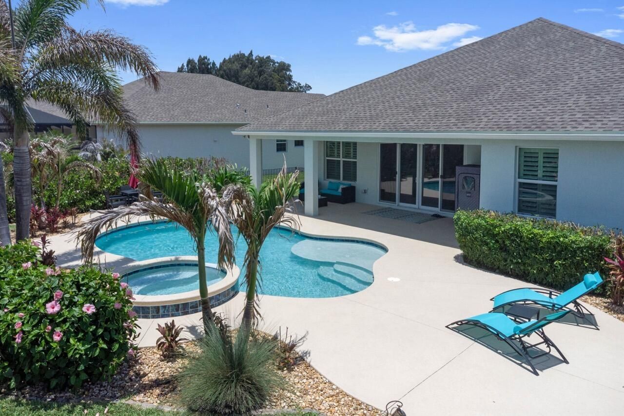7203 33rd Square, Vero Beach, FL 32967 Photo