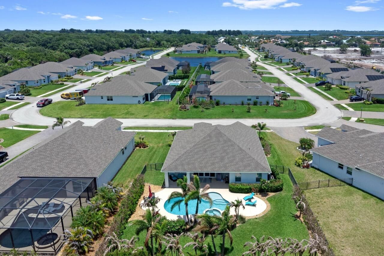 7203 33rd Square, Vero Beach, FL 32967 Photo
