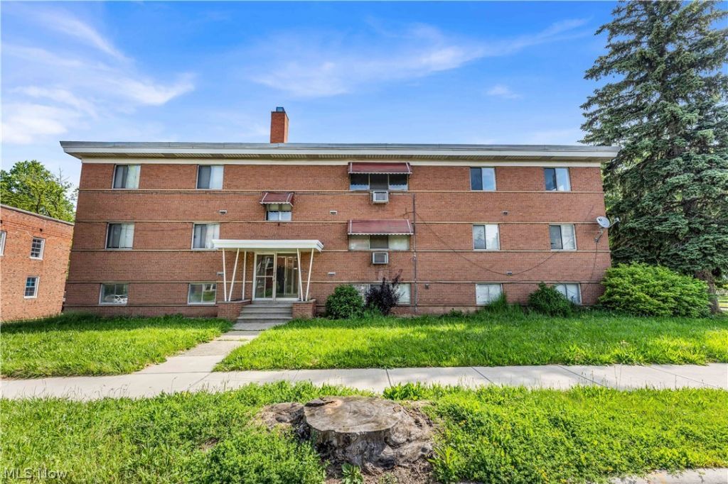 2537 Noble Road , Unit 201, Cleveland Heights, OH 44121 Main Photo