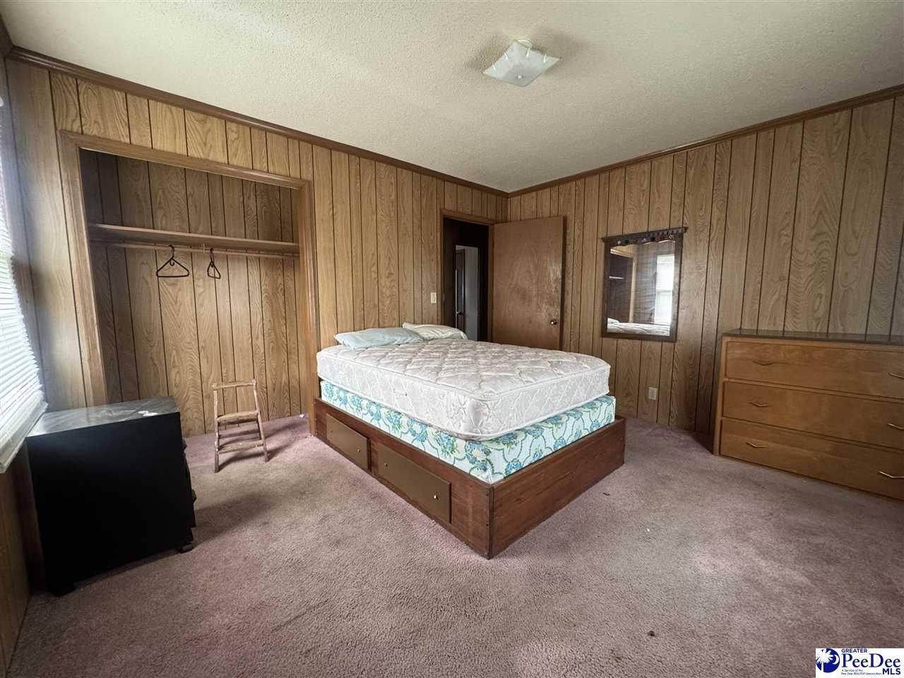 188 Oakdale Rd Photo 19