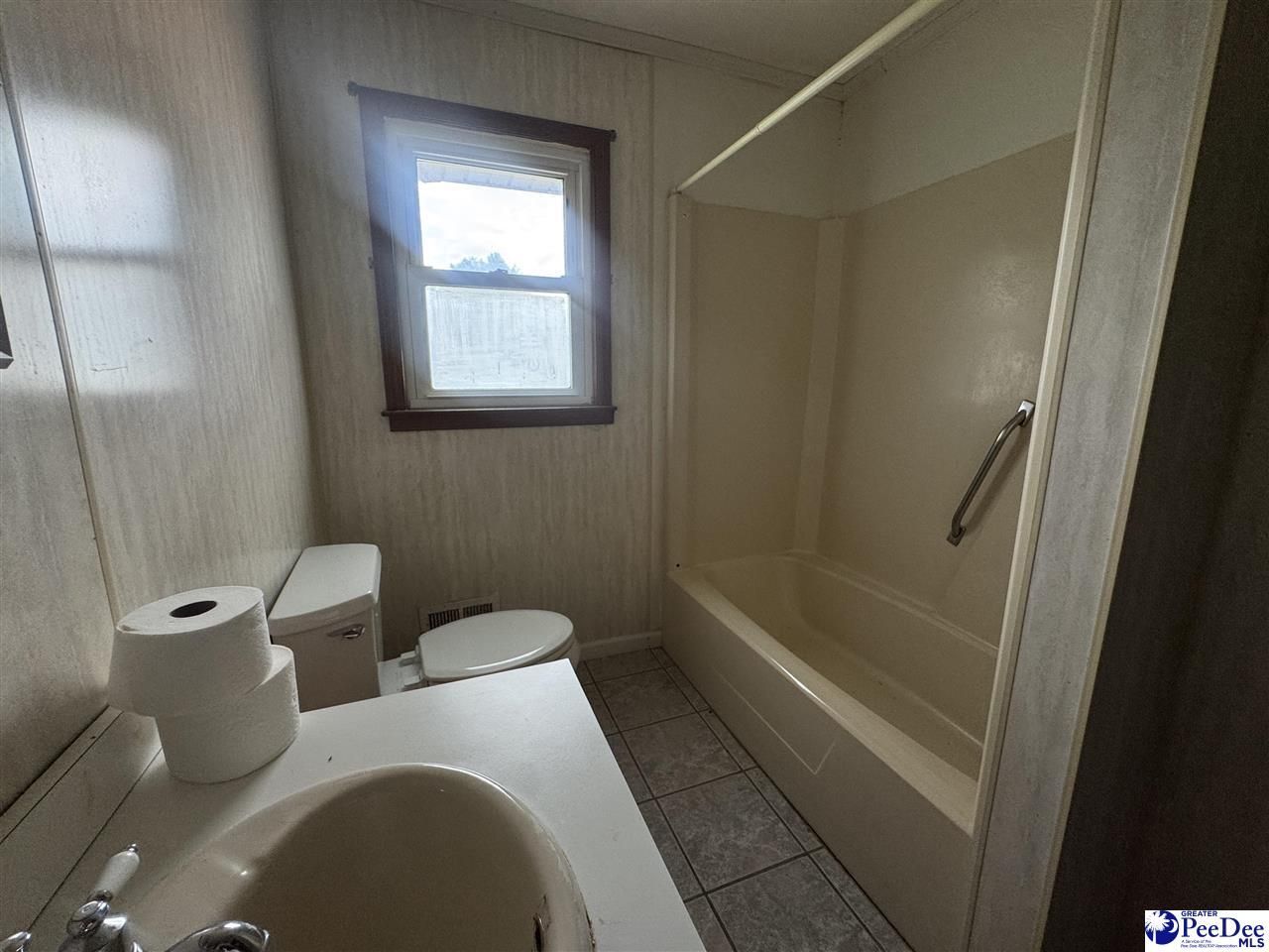 188 Oakdale Rd Photo 25