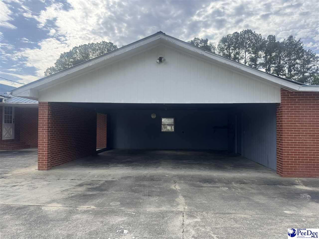 188 Oakdale Rd Photo 29