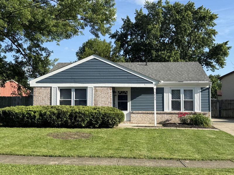 5423 Adderley Avenue, Columbus, OH 43232 Photo 1
