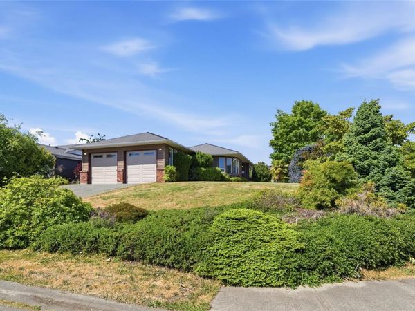 788 Stanhope Rd , Parksville, BC V9P 1B5