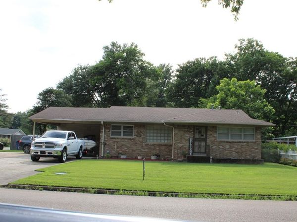1100 Avalon Street, West Memphis, AR 72364
