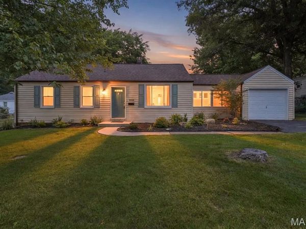 1008 Etherton Drive , St Louis, MO 63126