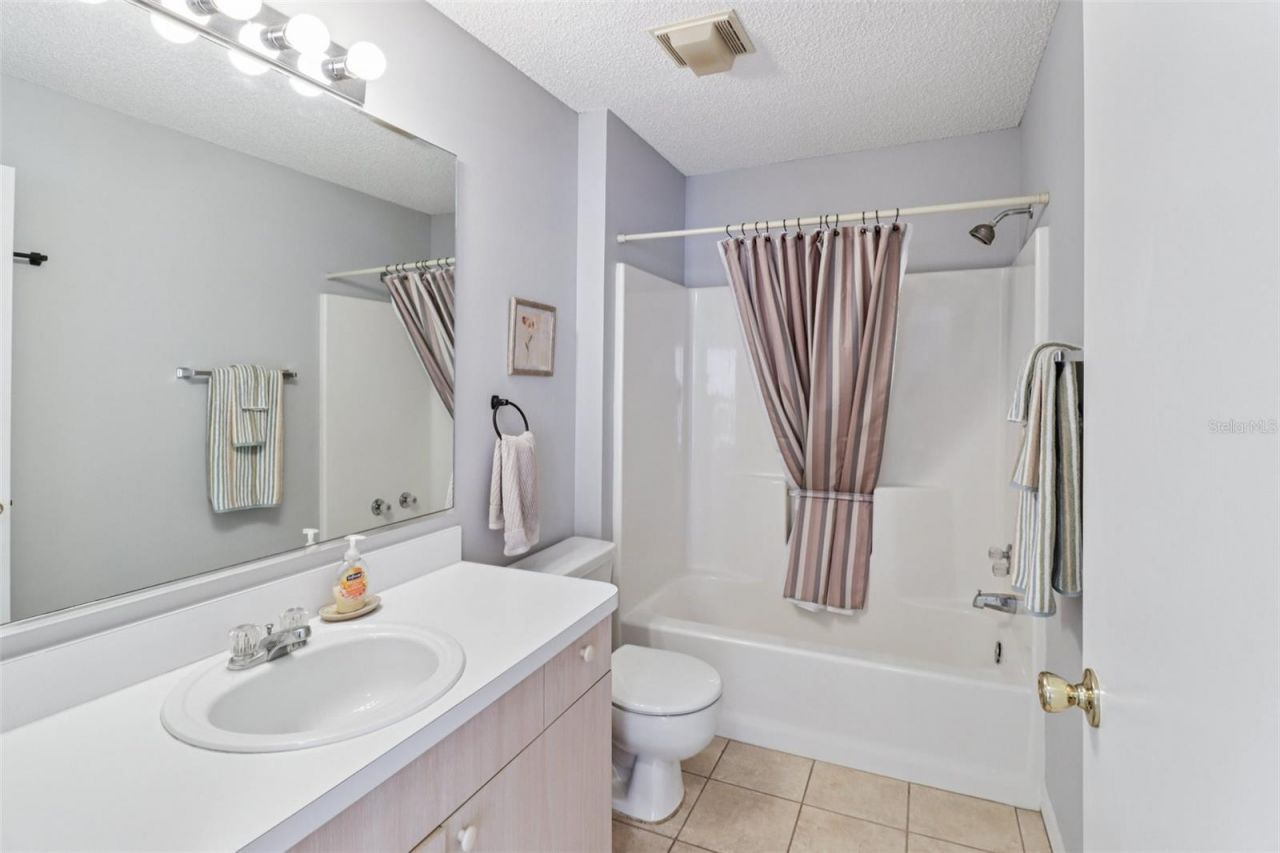914 Mendoza Boulevard , The Villages, FL 32159 Photo
