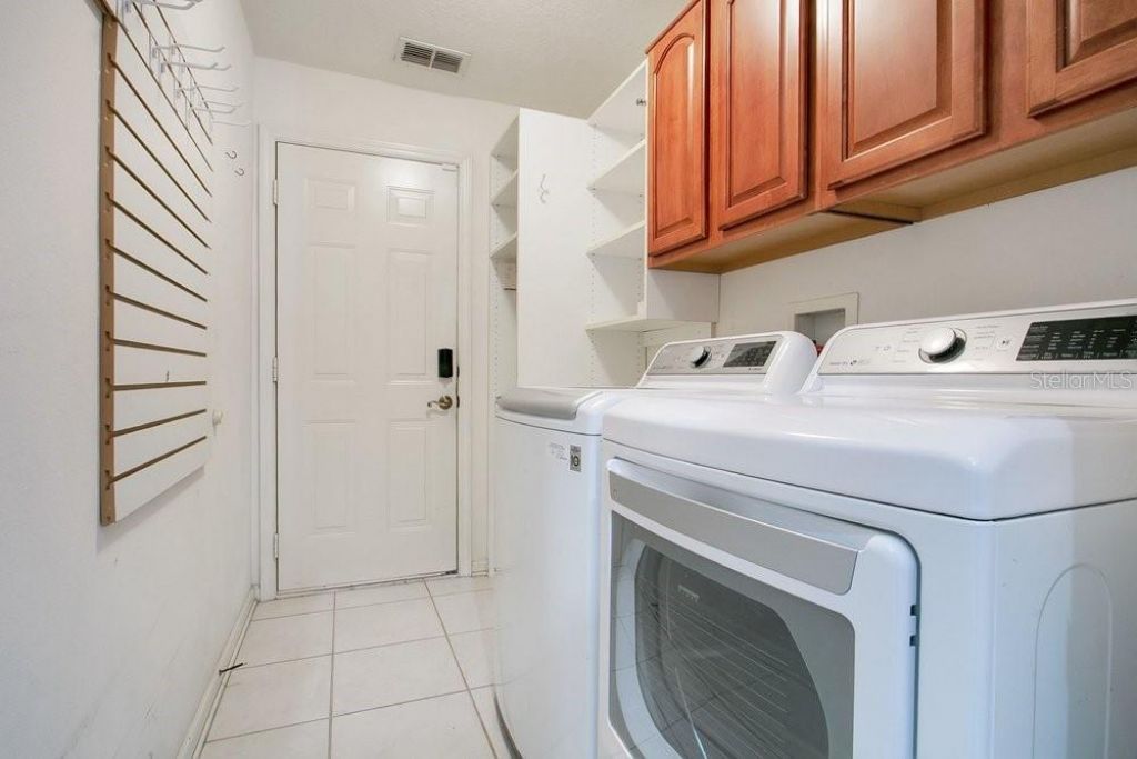 2405 Blossomwood Drive, Oviedo, FL 32765 Photo