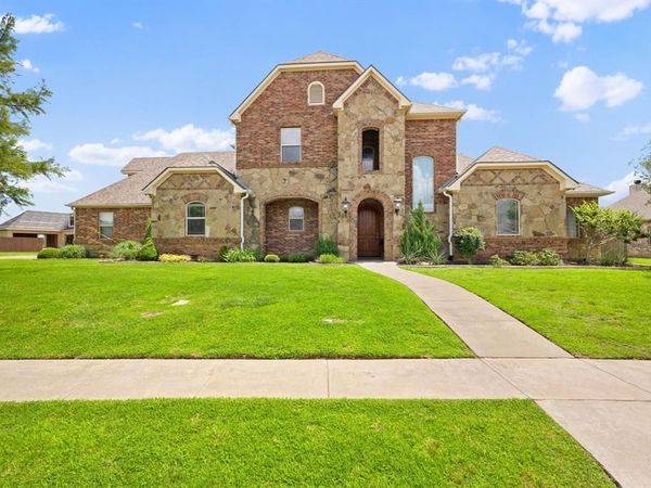 1131 Fountain Creek Boulevard , Pottsboro, TX 75076