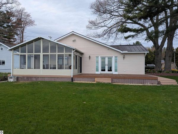 488 Huron Road N, Au Gres, MI 48703