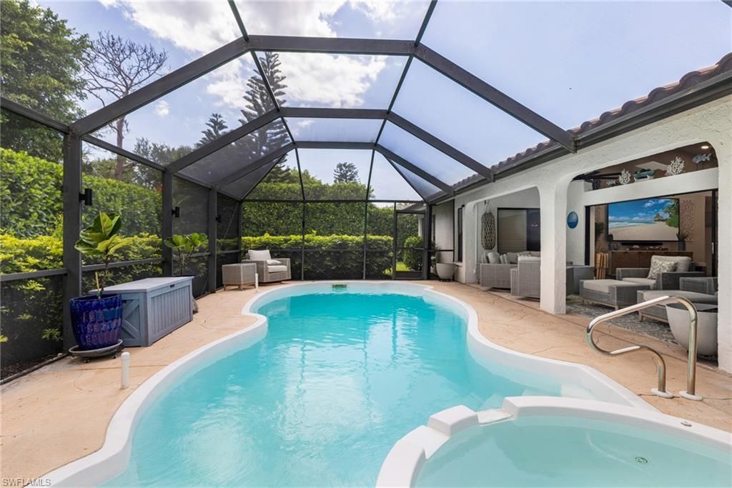 1374 Foxfire Ln , Naples, FL 34104 Photo