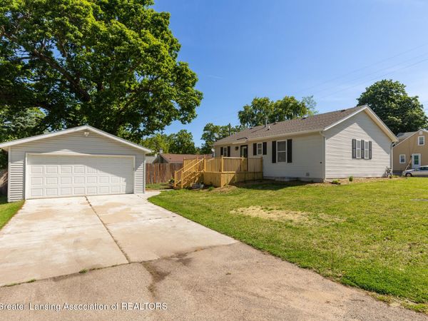 861 Carlton Avenue, Grand Rapids, MI 49503