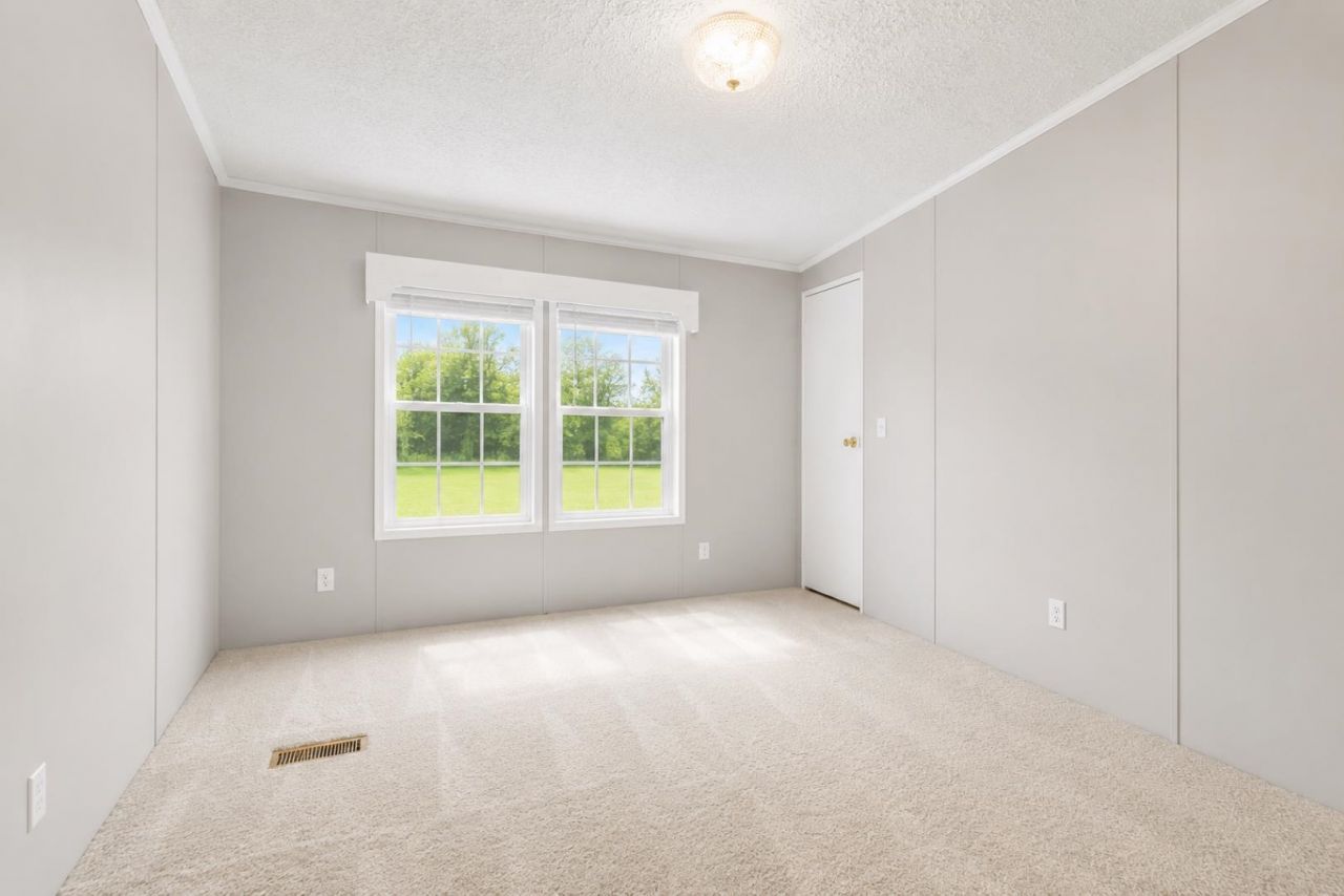 3985 South Green Sea Rd.  Photo 15
