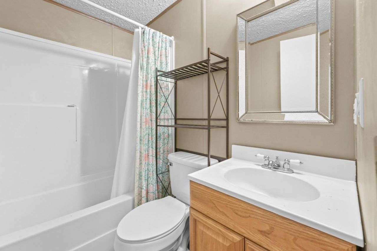 3985 South Green Sea Rd.  Photo 19