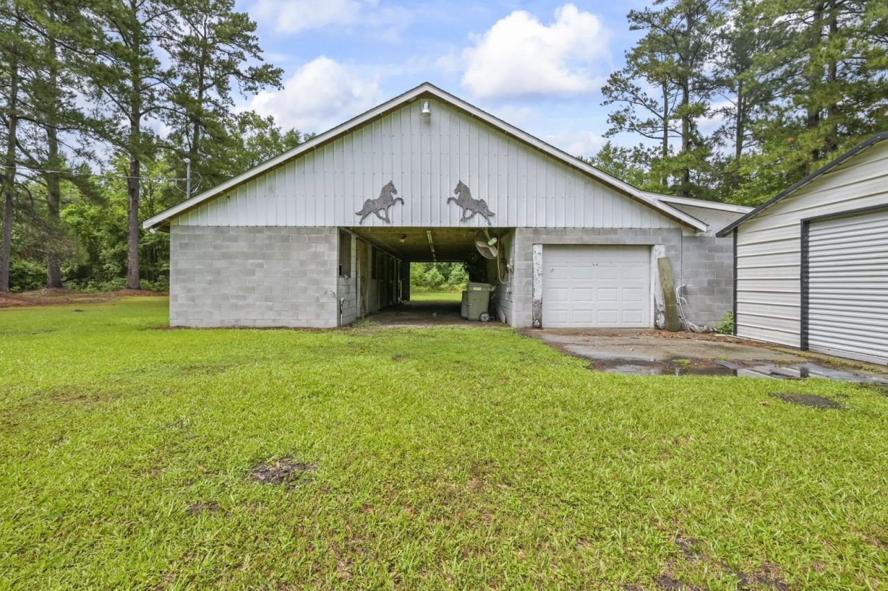 3985 South Green Sea Rd.  Photo 22
