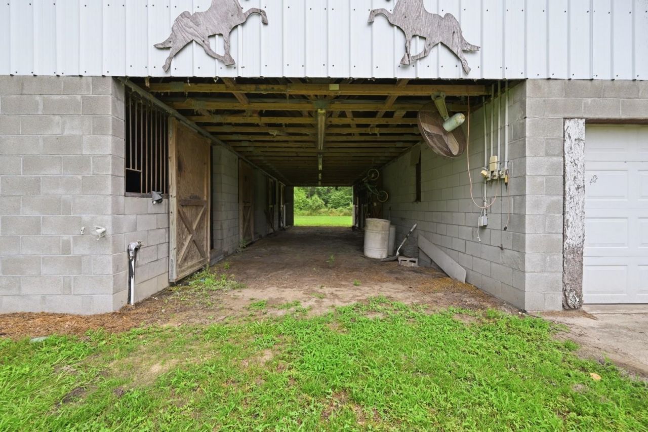 3985 South Green Sea Rd.  Photo 23