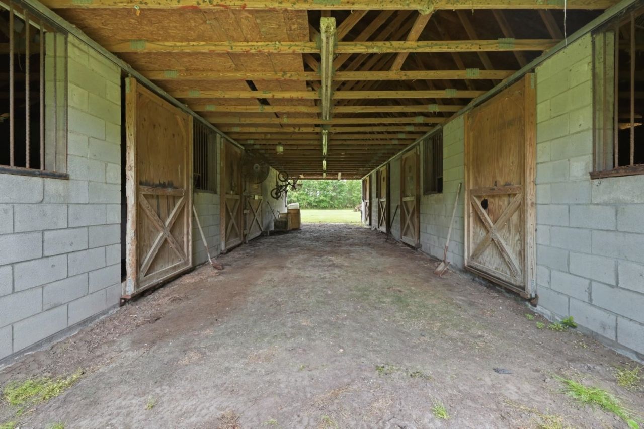 3985 South Green Sea Rd.  Photo 25