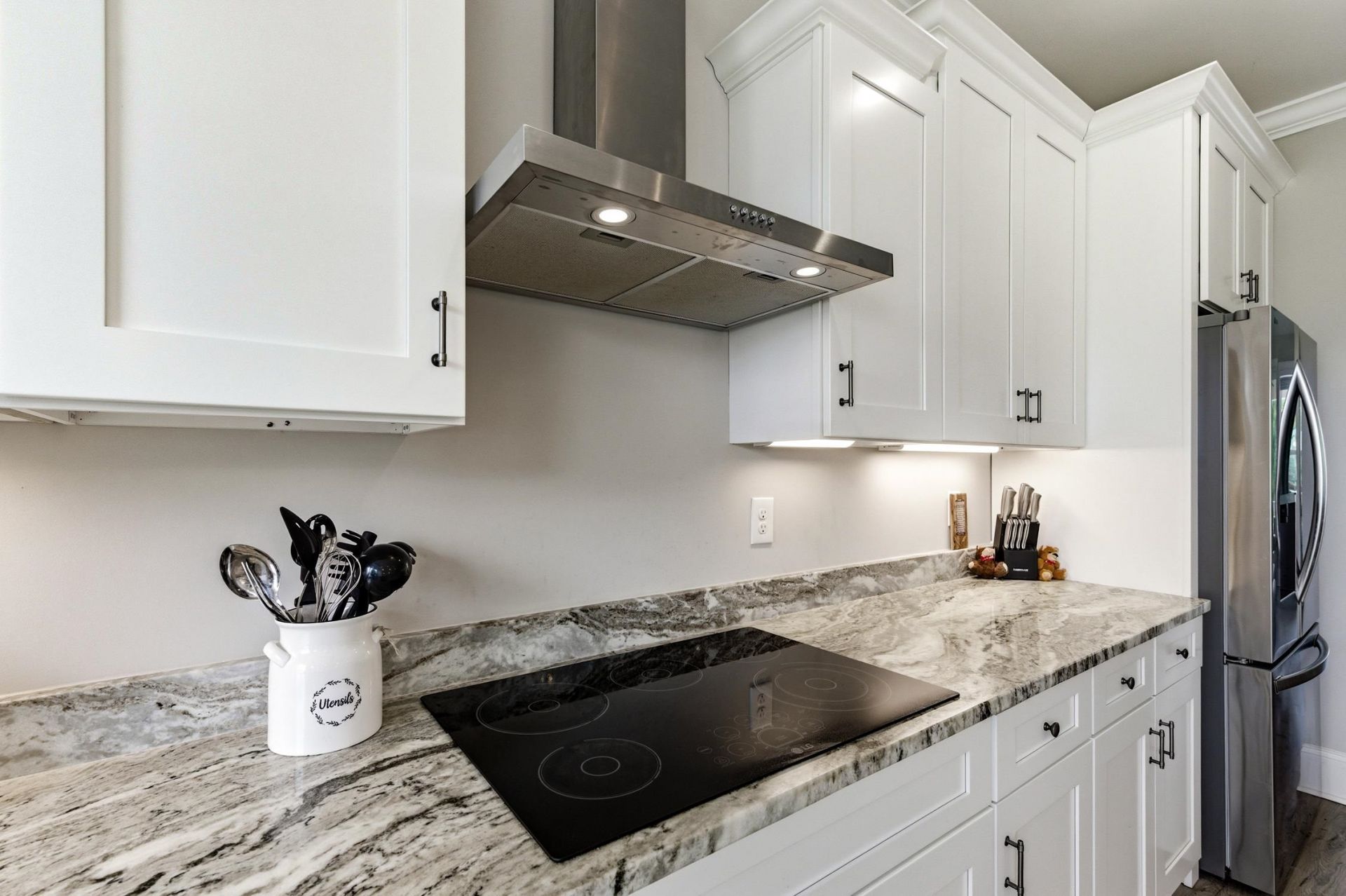 313 Harbour View Dr. Photo 36