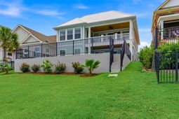 313 Harbour View Dr. photo 4