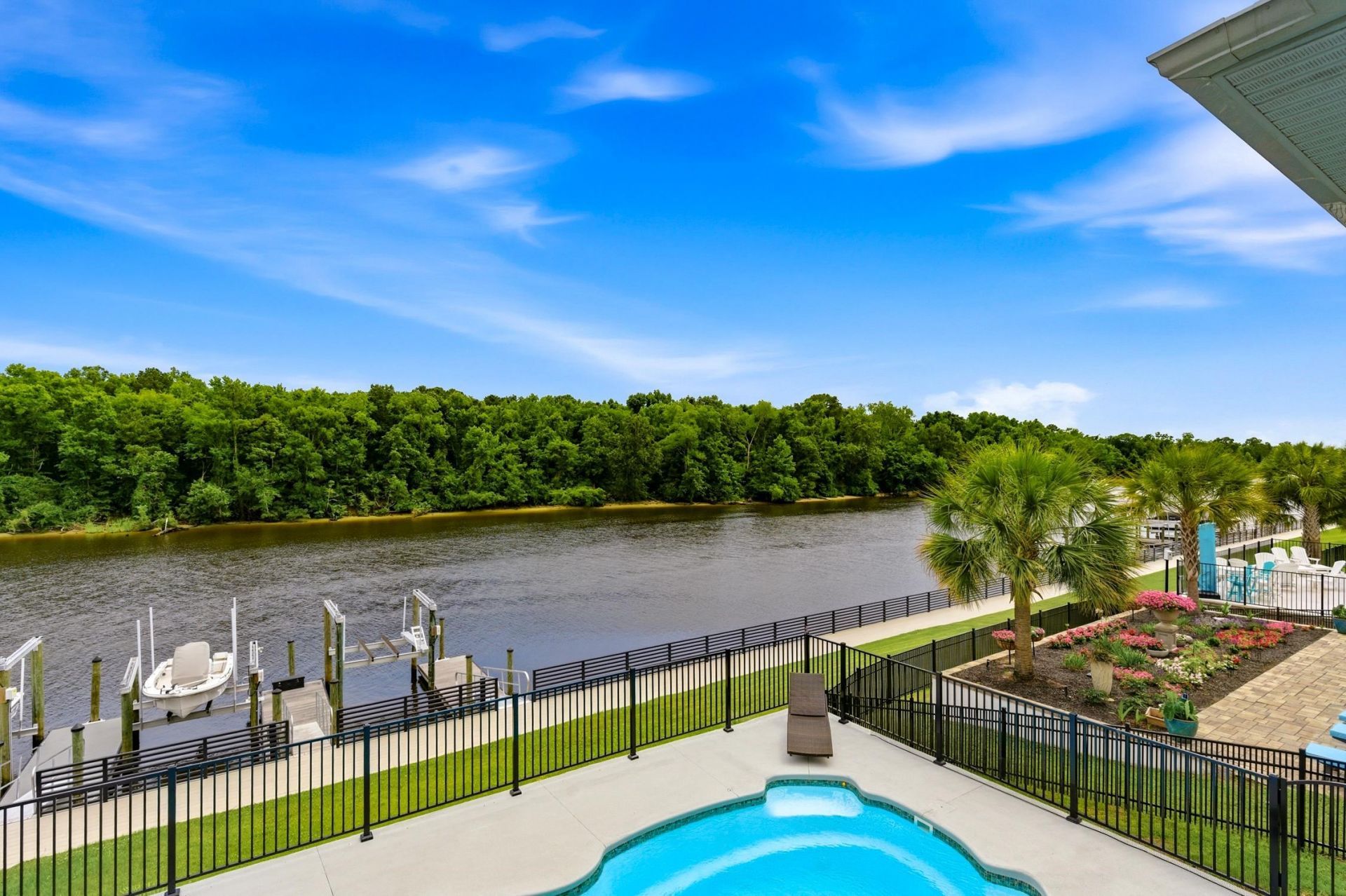 313 Harbour View Dr. Photo 41