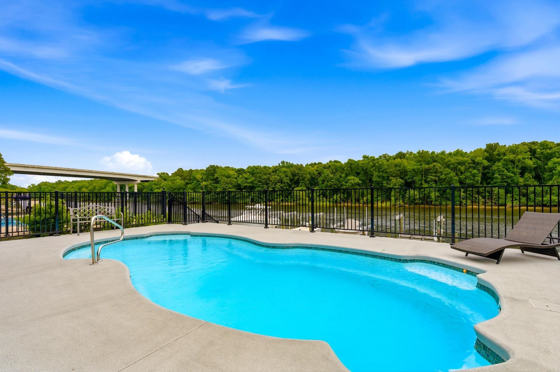 313 Harbour View Dr. Photo 53