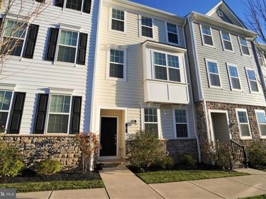 6 MANCHESTER DRIVE , HATBORO, PA 19040