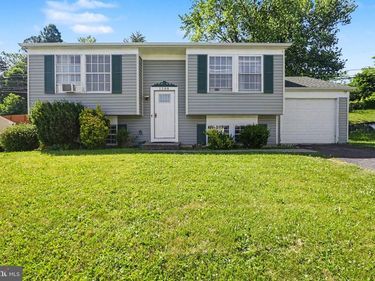 1288 WANDERING WAY, HARRISBURG, PA 17110