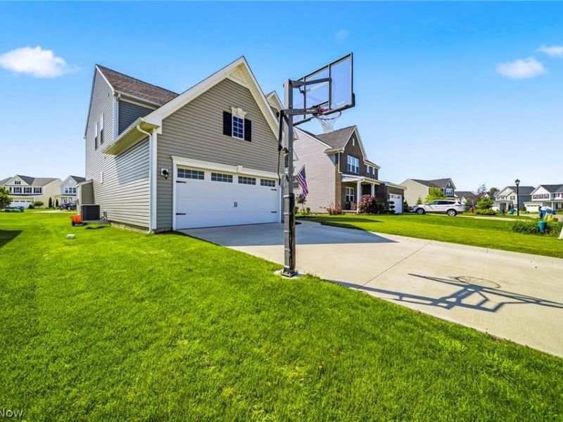2069 Canterbury Drive, Willoughby, OH 44094 Photo 4