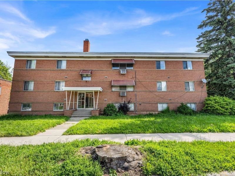 2537 Noble Road , Unit 301, Cleveland Heights, OH 44121 Photo 1