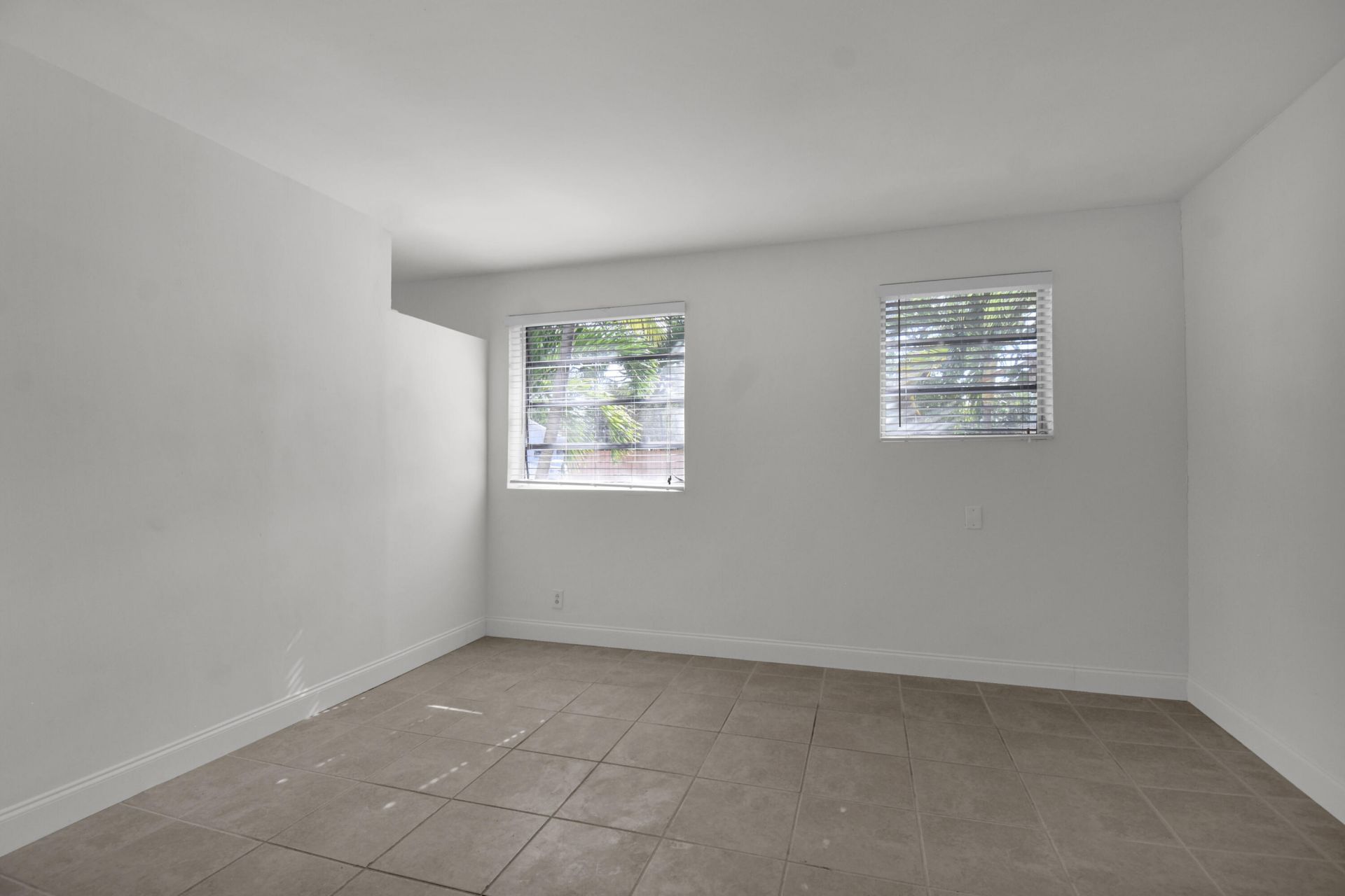 1116 S 17th Avenue, Hollywood, FL 33020 Photo