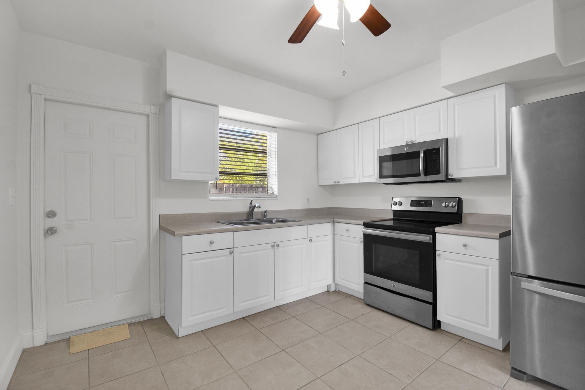 1116 S 17th Avenue, Hollywood, FL 33020 Photo