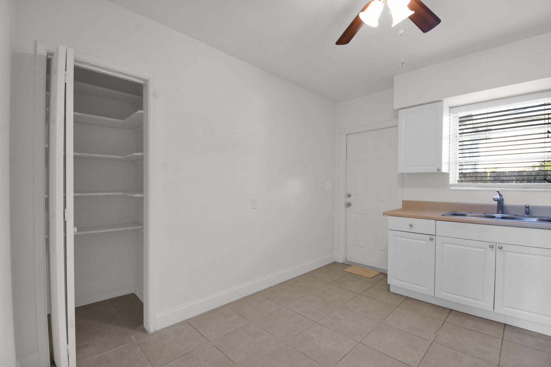 1116 S 17th Avenue, Hollywood, FL 33020 Photo