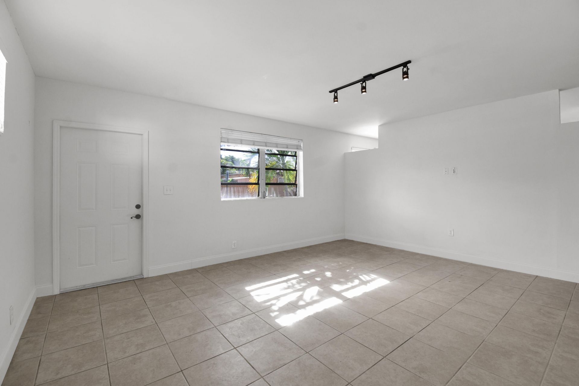 1116 S 17th Avenue, Hollywood, FL 33020 Photo