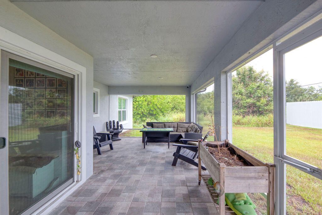 618 NW Billiar Avenue, Port Saint Lucie, FL 34983 Photo